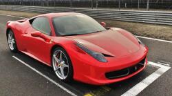 NagyNap. hu - Életre szóló élmények Ferrari 458 Italia élményvezetés Euroring 4 kör