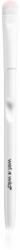 Wet n Wild Essential Small Eyeshadow Brush kis ecset a szemhéjfestékekre