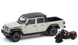 Greenlight Collectibles Machetă moto GreenLight [1: 64] - Jeep Gladiator Rubicon with Indian Scout 2020 (DCC-GL97120F)