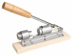Spargator manual pentru nuci- din otel cu suport de lemn- 20x5 cm (00014176-IS)