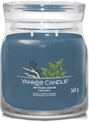 Yankee Candle Bayside Cedar lumânare mijlocie Signature 368 g