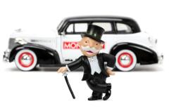Jada Movie Cars Chevrolet Master Deluxe 1939 cu Figurina MR Monopoly scala 1/241/43 (19608)