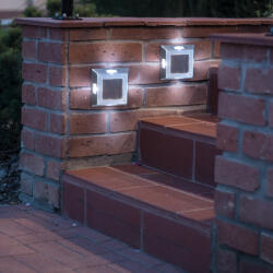 Family Collection Lampa solara LED cu plug-in / perete - patrata, metal - alb rece - 10 x 10 x 2, 5 (+11) cm (MCT-GBZ-11440D)
