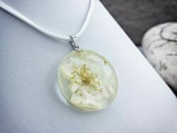 R. M. ékszer Fehér jázmin műgyanta nyaklánc (18851BA)