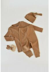 BabyCosy Set 3 piese: bluzita cu maneca lunga, pantaloni lungi si caciulita din bumbac organic si modal - Maro, BabyCosy (Marime: 6-9 luni) (BC-CSYM21506-6)