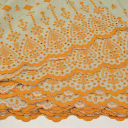 Takoy Exclusive madeira mustár színű hímzés világoszöld alapon