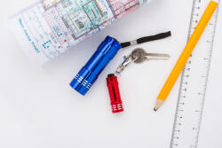  Spotlight elemlámpa (AP810332-06) - ajandektargykozpont - 984 Ft