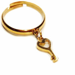 Maria King Szív Kulcs charmos állítható méretű gyűrű, arany színű, választható szélességben (STM-461-gy)