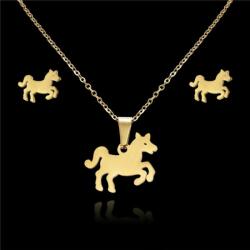 AZIZ Nemesacél lovacskás medál és fülbevaló szett, arany színű (WEN2208)