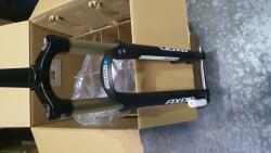 SUNTOUR Вилка suntour, axon lor ds 15qlc32 27.5", air, tapered (am5452)