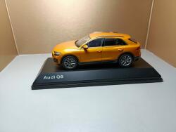 iSCALE Audi Q8 Dragon Orange 20181/43 (21904)