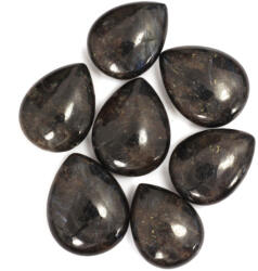  Cabachon din Arfvedsonit Mineral Natural Picatura 24-28 x 19-22 x 9-10 mm - 1 Buc