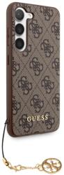 GUESS Husa GUESS 4G cu pandantiv Samsung Galaxy S23+ 5G maro