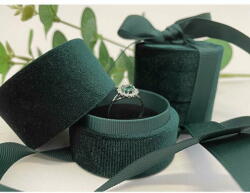  Jan KOS Smaragdzöld színű ajándékdoboz gyűrűre szalaggal LTR-3/P/A19