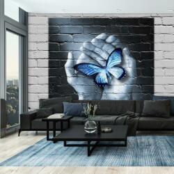 Mivali Fototapet - Fluture pe perete, vlies, 98x68 cm (T100203TQ2)