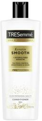 TRESemmé Keratin Smooth Conditioner 400 ml hajkondicionáló a sima és fényes hajért nőknek