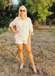 Ie traditionala Nadine 15