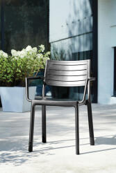 Keter Metaline műanyag kartámaszos kerti szék öntöttvas fekete