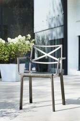 Keter Metalix műanyag kartámaszos kerti szék öntöttvas