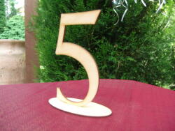 Natúr fa - Asztalszám 5-ös 15cm