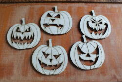  Natúr fa - Halloween tökök vegyes 5cm 5db/csomag - kosarbolt