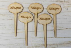  Natúr fa - "Nőnapra" beszúrható tábla 9cm 5db/csomag