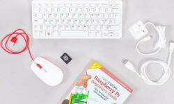 Raspberry 400 Kit RPI400-Kit-DE Számítógép konfiguráció