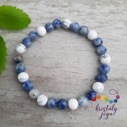 Kristály Jóga Shop Világos szodalit 6 mm-es ásvány karkötő, howlittal