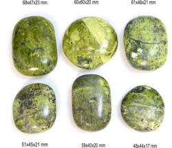 Palm Stone din Serpentin Peru Mineral Natural - 48-61 x 40-60 x 17-23 mm - ( XXL ) - 1 Buc