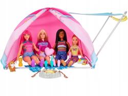Mattel Cort Barbie Dha Mattel cu 2 păpuși și accesorii (25HGC18) Papusa Barbie
