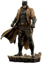 Iron Studios Statuetă Iron Studios DC Comics: Justice League - Statuie Knightmare Batman (Justice League a lui Zack Snyder), 22 cm (IS12870) Figurina
