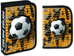 S-Cool Penar școlar echipat S. Cool - Fotbal, 1 fermoar, 32 bucăți (SC2173)