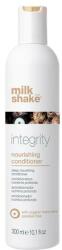 Milk Shake Balsam Nutritiv pentru Par Uscat si Deteriorat - Milk Shake Integrity Nourishing Conditioner, 300 ml