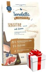 bosch Sanabelle Adult Sensitive Lamm 10kg + MEGLEPETÉS A MACSKÁNAK