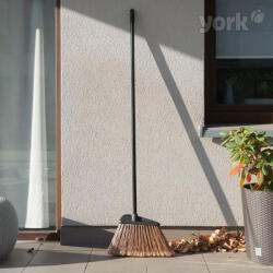York Kerti seprű ökológiai PET sörtével 120cm-es nyéllel NUTTY GARDEN - YORK - GARDEN FROM THE DREAM (052110)