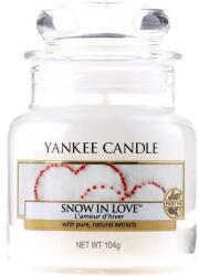 Yankee Candle Snow in Love 104 g