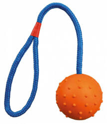 TRIXIE 3305 Ball on a Rope - natúr gumi labda kötéllel kutyák részére (Ø6/30cm)