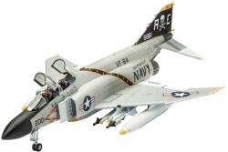 Revell Modelul de aeronavă din plastic ModelKit 03941 - F-4J Phantom US Navy (1: 72) (18-03941)