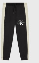 Calvin Klein Jeans Melegítő alsó IB0IB01360 Fekete Regular Fit (IB0IB01360)