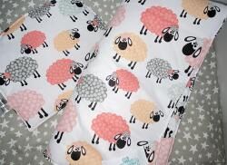 Plüss Kommandó Babaágynemű szett rózsaszín barikás mintával