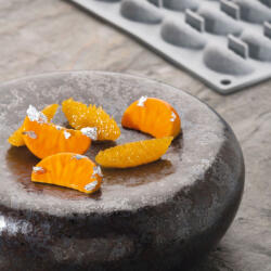 Pavoni Forma Silicon Gourmand Mandarine 3.8 x 2.2 x H 1.5 cm, 30 cavitati (GG024S) Forma prajituri si ustensile pentru gatit