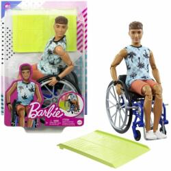 Mattel Barbie Model Ken într-un scaun cu rotile într-un maiou cu carouri albastre (25HJT59)