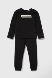 Calvin Klein Jeans trening din bumbac pentru bebelusi culoarea negru 9BYX-DKK05S_99X