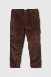 Benetton pantaloni din catifea pentru copii culoarea maro, neted 9BYX-SPB04G_88X