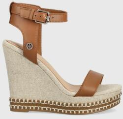 Tommy Hilfiger sandale de piele femei, culoarea maro, toc pana PPYY-OBD237_84X