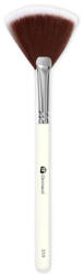 Dermacol D59 Fan Brush pensula pentru iluminator Woman 1 unitate