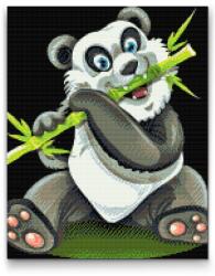 Gyémántszemes festmény - Panda bambusszal Méret: 40x50cm, Keretezés: Fatáblával, Gyémántok: Négyzet alakú