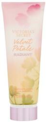 Victoria's Secret Velvet Petals Radiant lapte de corp 236 ml pentru femei