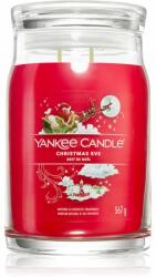Yankee Candle Christmas Eve lumânare parfumată Signature 567 g
