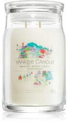 Yankee Candle Magical Bright Lights lumânare parfumată Signature 567 g